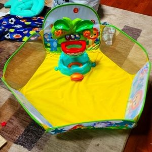 Vtech baby ball pit and mini ball hoop toy